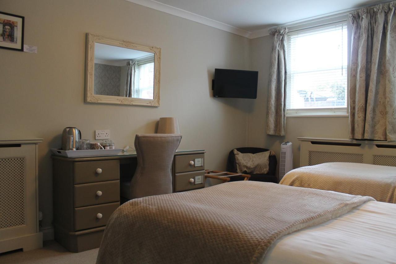 The Battledown Hotel Cheltenham Esterno foto